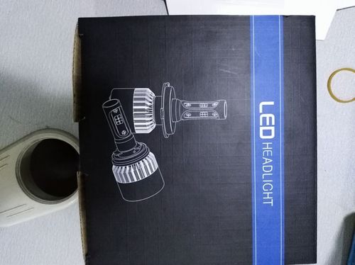 厂家专业现货led汽车灯电子产品包装盒内配珍珠棉免费设计